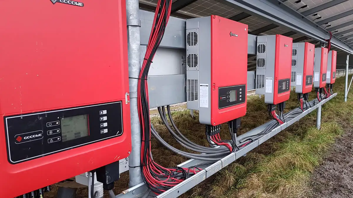 Điện năng lượng mặt trời gold 66 inverter goodwe co tot khong 2