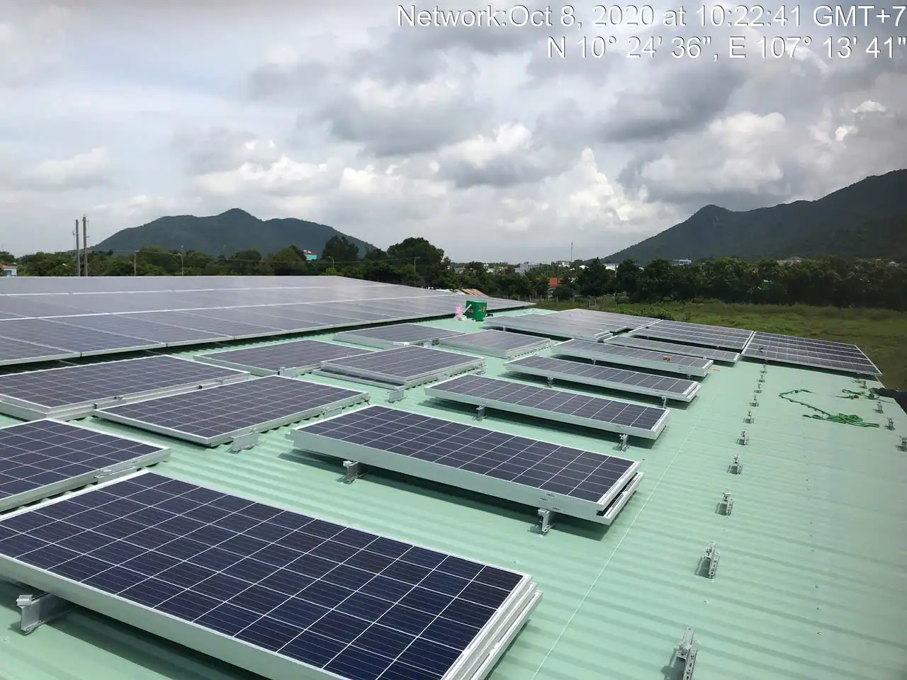 Điện năng lượng mặt trời gold 62 z6035759910973 ad769fa95e0ce6522125dd5223f5c2c2